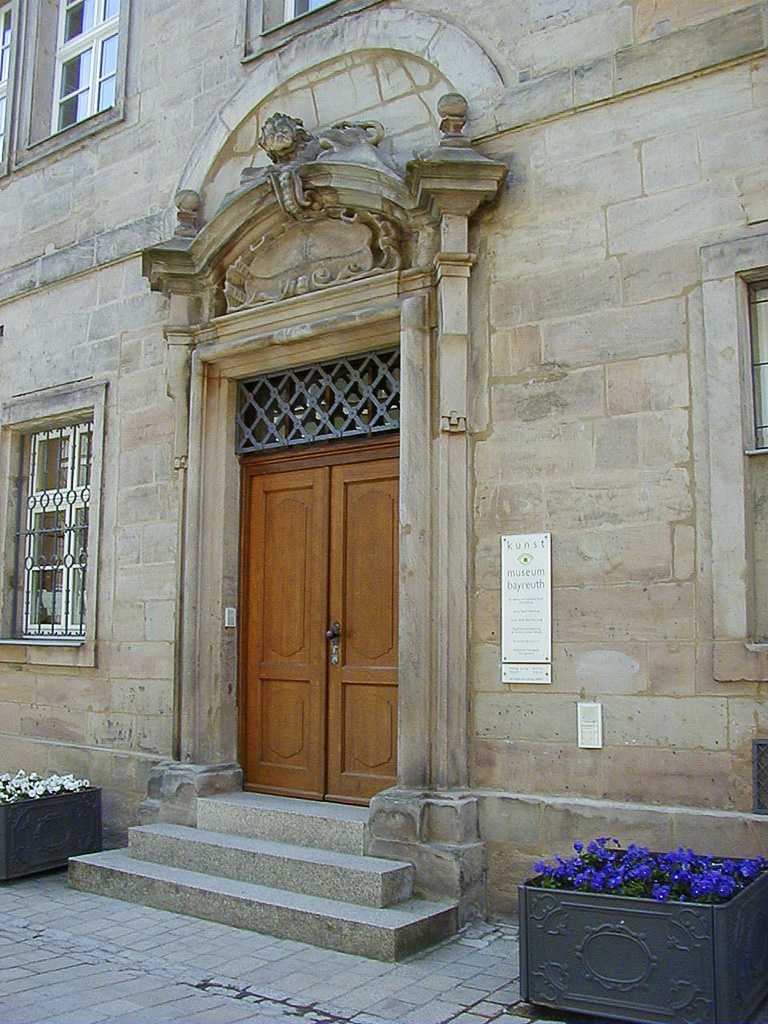 Kunstmuseum Bayreuth – Altes Barockrathaus – Portal